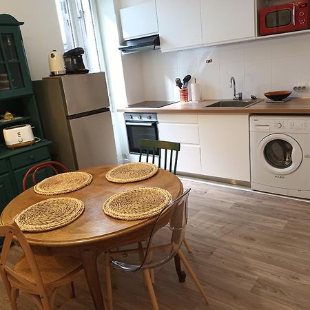 Appartement T2 Renove, Centre-Ville Hendaye, Proche Baie, Sans Ascenseur, Balcon, Calme, Wifi Non Inclus - Fr-1-239-850 Eksteriør bilde