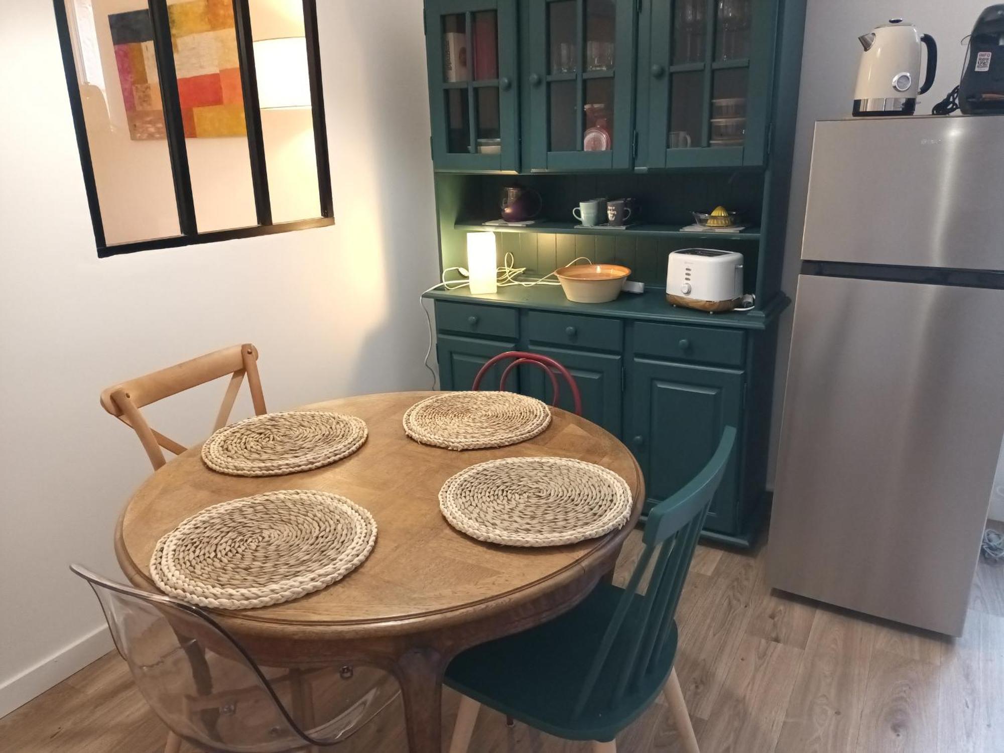 Appartement T2 Renove, Centre-Ville Hendaye, Proche Baie, Sans Ascenseur, Balcon, Calme, Wifi Non Inclus - Fr-1-239-850 Eksteriør bilde